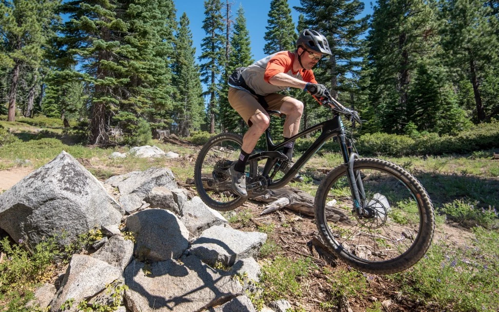 dropper seatpost - a good dropper post will undoubtedly make your riding experience...