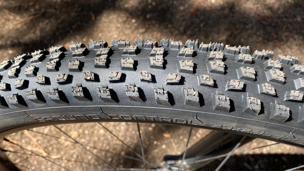 mountain bike tires - despite its somewhat aggressive appearance, the specialized ground...