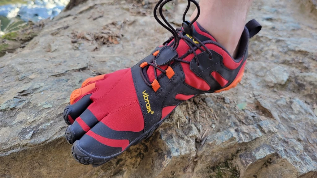 barefoot shoes - the vibram v-trail 2.0 is built with toe dexterity in mind. the...