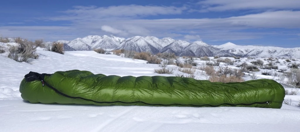 sleeping bag cold weather - lightweight and high loft, the versalite could almost float away.